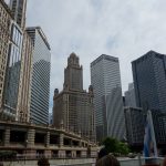 Skyskrabere langs Chicago-floden